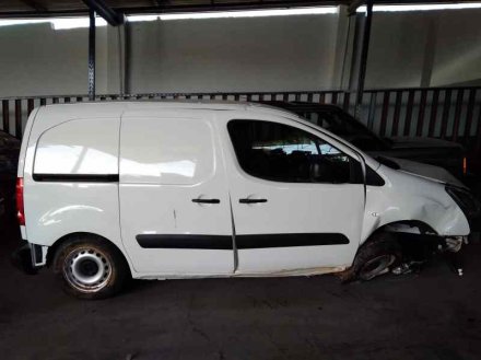 Vehiculo en el desguace: CITROËN BERLINGO CUADRO L2