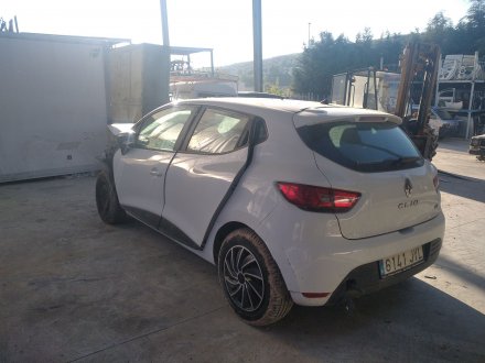 Vehiculo en el desguace: RENAULT CLIO IV Limited