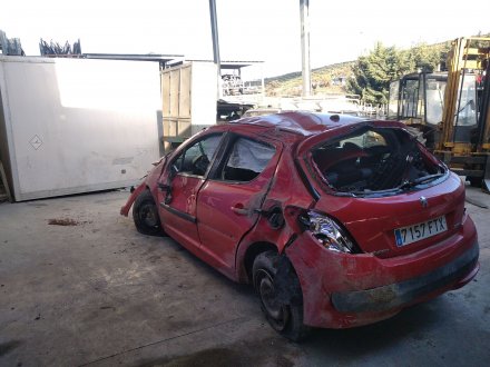 Vehiculo en el desguace: PEUGEOT 207 Confort