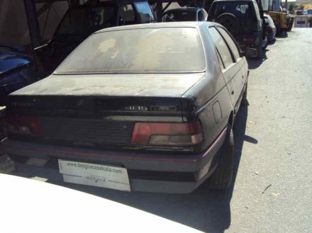 Vehiculo en el desguace: PEUGEOT 405 BERLINA Clim