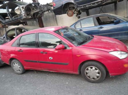 Vehiculo en el desguace: FORD FOCUS BERLINA (CAK) Ambiente