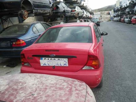 Vehiculo en el desguace: FORD FOCUS BERLINA (CAK) Ambiente