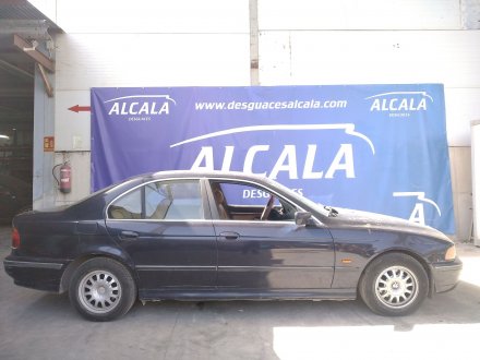 Vehiculo en el desguace: BMW Serie 5 Berlina (E39) 525tds