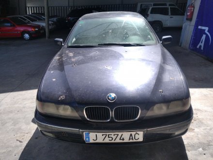 Vehiculo en el desguace: BMW Serie 5 Berlina (E39) 525tds