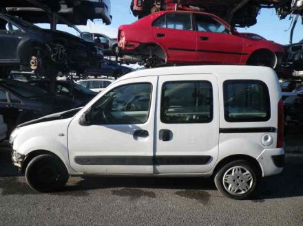 Vehiculo en el desguace: RENAULT KANGOO (F/KC0) Alize