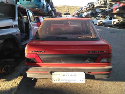 Vehiculo en el desguace: PEUGEOT 309 GLD