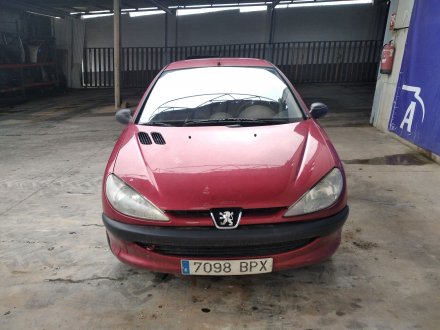 Vehiculo en el desguace: PEUGEOT 206 BERLINA 1.9 Diesel