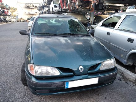 Vehiculo en el desguace: RENAULT MEGANE I CLASSIC (LA0) 1.6 RN