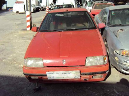 Vehiculo en el desguace: RENAULT 19 GTS