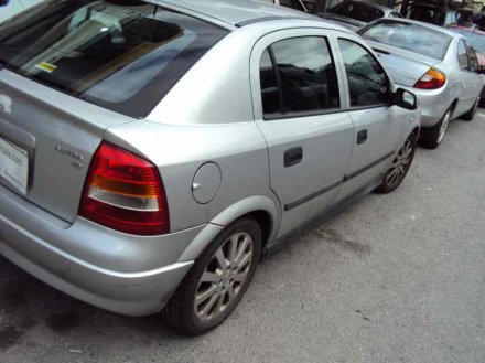 Vehiculo en el desguace: OPEL ASTRA G BERLINA Club