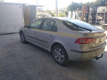 Vehiculo en el desguace: RENAULT LAGUNA II (BG0) Authentique