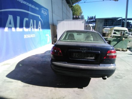 Vehiculo en el desguace: VOLVO S40 BERLINA 1.8 CAT