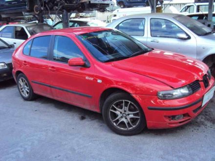 Vehiculo en el desguace: SEAT LEON (1M1) Signo