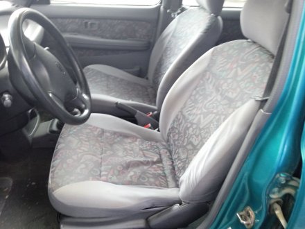 Vehiculo en el desguace: NISSAN Micra II (K11) 1.3 i 16V