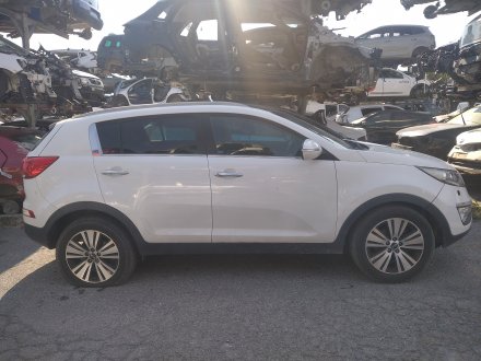 Vehiculo en el desguace: KIA SPORTAGE Drive 4x2