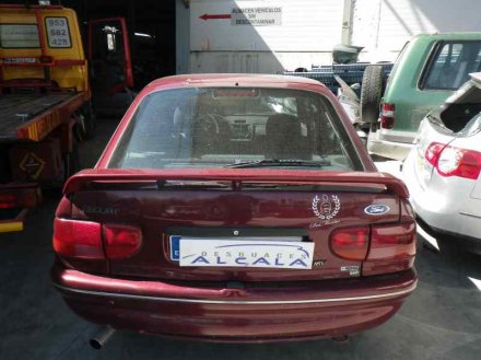 Vehiculo en el desguace: FORD ESCORT BERLINA/TURNIER CL Berlina