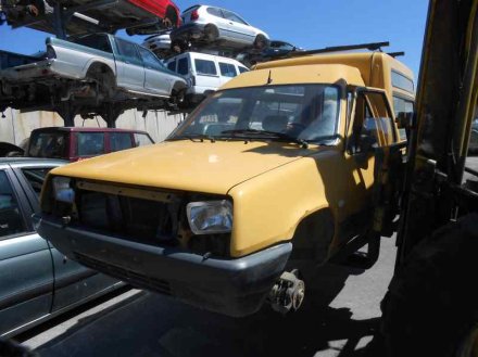 Vehiculo en el desguace: RENAULT RAPID/EXPRESS (F40) 1.6 D Familiar (F404)