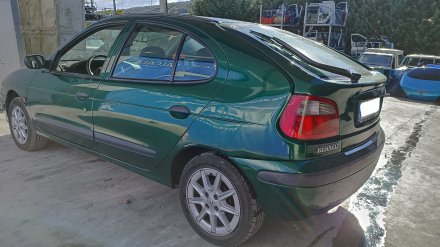 Vehiculo en el desguace: RENAULT MEGANE I CLASSIC (LA0) 1.9 D RN