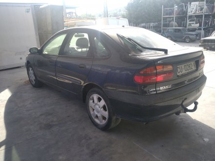 Vehiculo en el desguace: RENAULT LAGUNA (B56) 1.9 dTi Diesel CAT