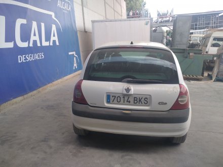 Vehiculo en el desguace: RENAULT CLIO II FASE II (B/CB0) Authentique