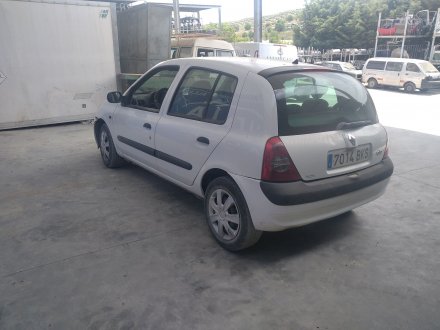 Vehiculo en el desguace: RENAULT CLIO II FASE II (B/CB0) Authentique