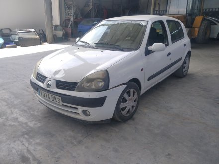 Vehiculo en el desguace: RENAULT CLIO II FASE II (B/CB0) Authentique