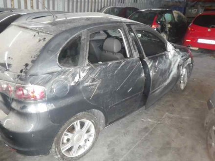 Vehiculo en el desguace: SEAT IBIZA (6L1) Hit