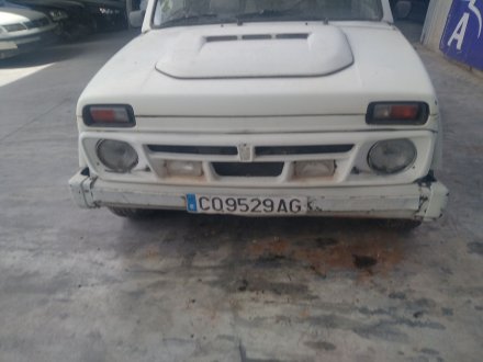 Vehiculo en el desguace: LADA NIVA ( 2121 / 21213 / 21214 / 21215 ) *