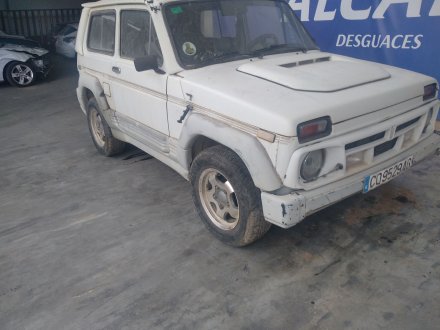 Vehiculo en el desguace: LADA NIVA ( 2121 / 21213 / 21214 / 21215 ) *