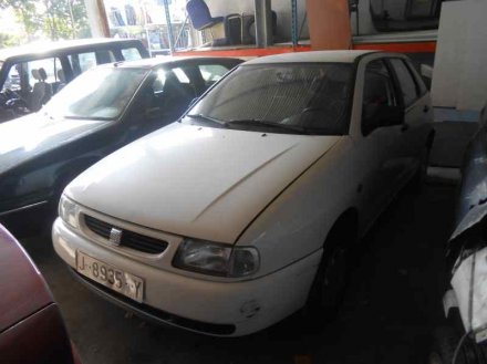 Vehiculo en el desguace: SEAT IBIZA (6K) Básico