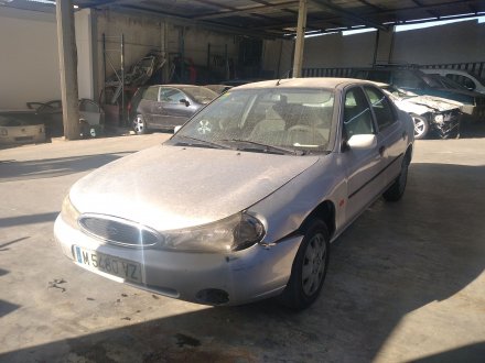 Vehiculo en el desguace: FORD Mondeo Berlina (GD) CLX