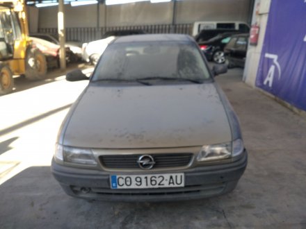 Vehiculo en el desguace: OPEL ASTRA F BERLINA 1.4 CAT (L48)