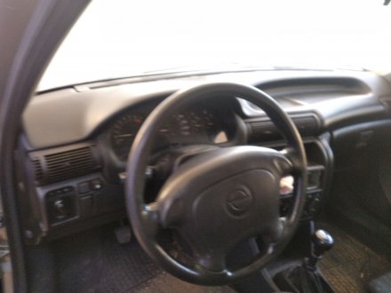 Vehiculo en el desguace: OPEL ASTRA F BERLINA 1.4 CAT (L48)